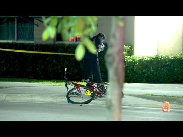⁣Asesinan a balazos a un hombre que montaba bicicleta en una calle de Coconut Grove