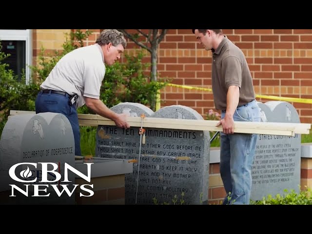 ⁣Louisiana Becomes First State to Mandate Display of 10 Commandments in Schools