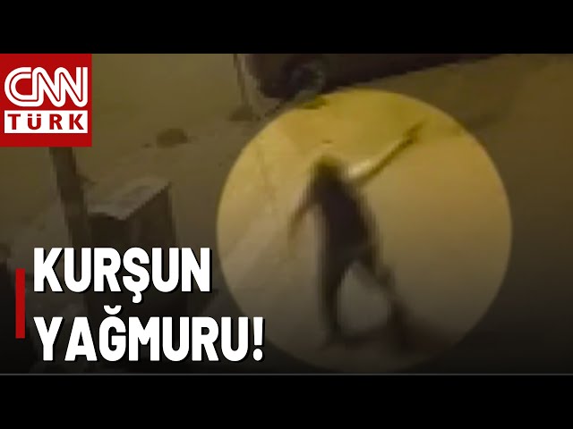 Gaziosmanpaşa'da Maskeli Saldırganlar Dehşet Saçtı! Dükkana Böyle Kurşun Yağdırdılar!