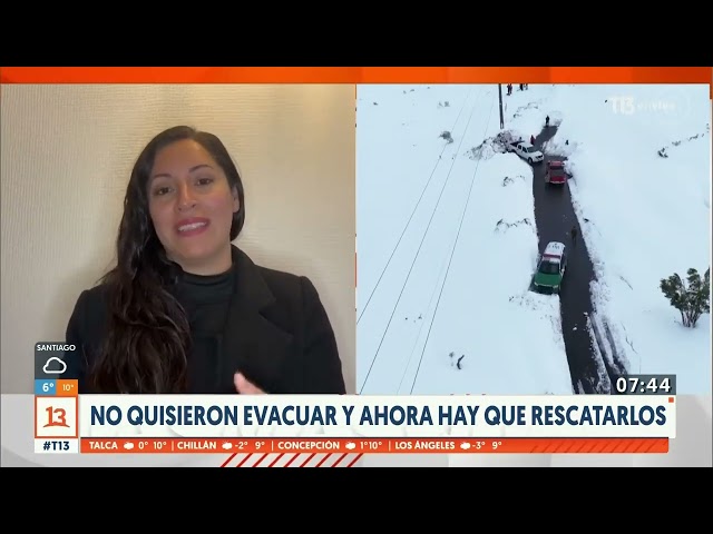 No evacuaron y ahora deben ser rescatadas: Al menos 43 personas atrapadas tras avalancha