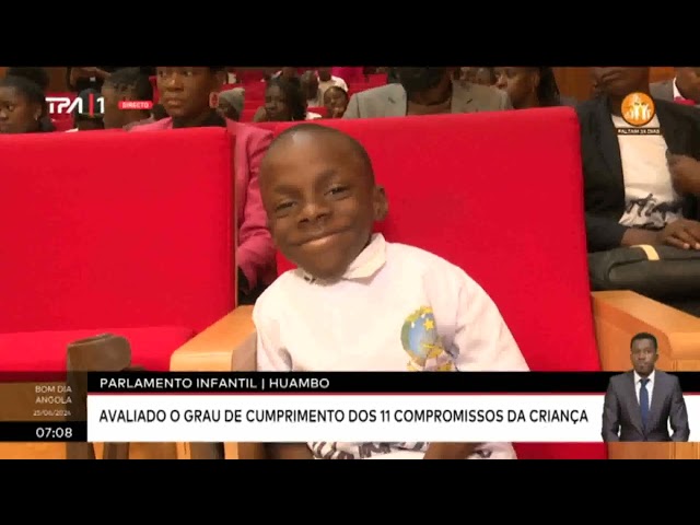 ⁣Parlamento infantil / Huambo - Avaliado o grau de cumprimento dos 11 compromissos da criança