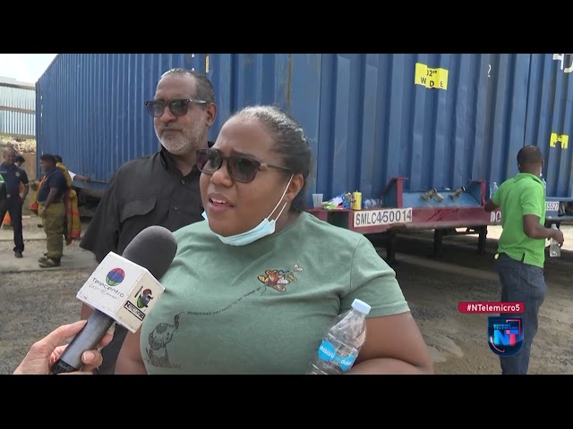 ⁣Estiman en millonarias las pérdidas de almacén de textiles que se incendió en autopista Duarte