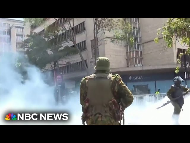 ⁣Five killed, dozens injured as protestors storm Kenya's parliament