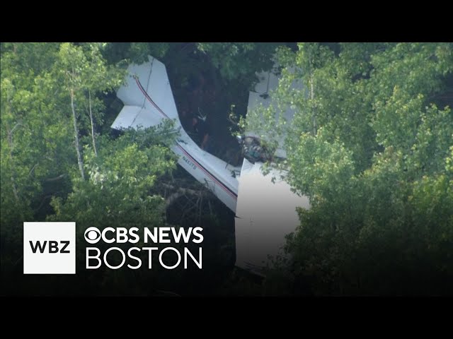 ⁣Small plane crashes in New Hampshire and more top stories