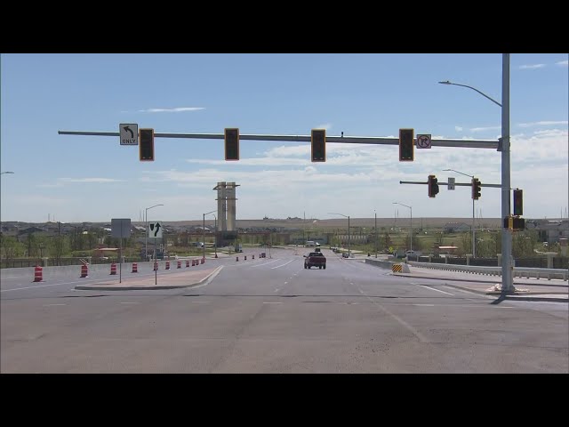 ⁣New interchange will fully connect E-470 and Aurora Highlands in Denver metro area