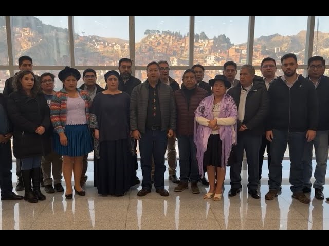 ⁣Presidente de Bolivia llama a los sectores a defender la democracia tras movilizaciones del Ejército