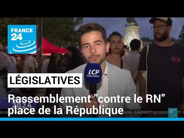 ⁣Législatives : des citoyens venus "dire non au RN" place de la République • FRANCE 24