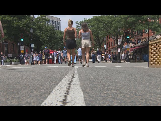 ⁣Traffic-free Open Newbury kicks off for the summer in Boston