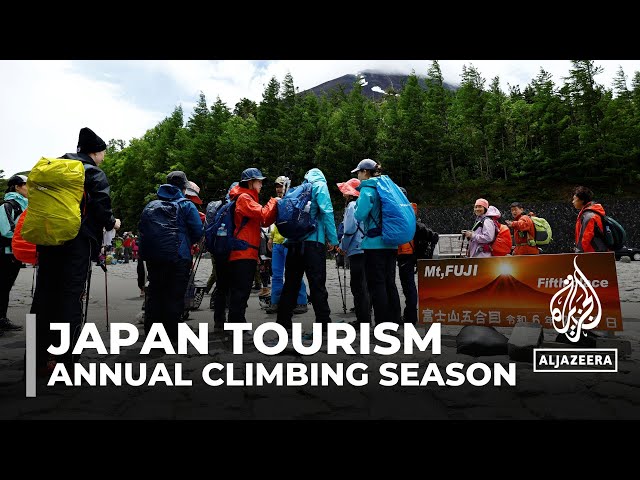 ⁣Japan tourism: Annual climbing season begins