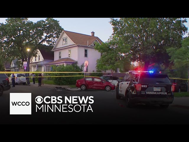 ⁣Boys arrested after stolen vehicle crashes into Minneapolis squad car