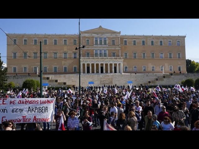 ⁣La semana laboral de seis días en Grecia se encuentra con una fuerte oposición ciudadana