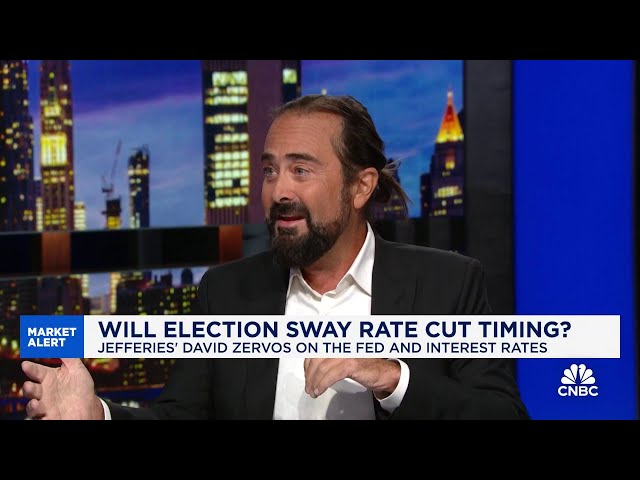 ⁣The economy could be 'skittish' nearing the election, says Jefferies' David Zervos