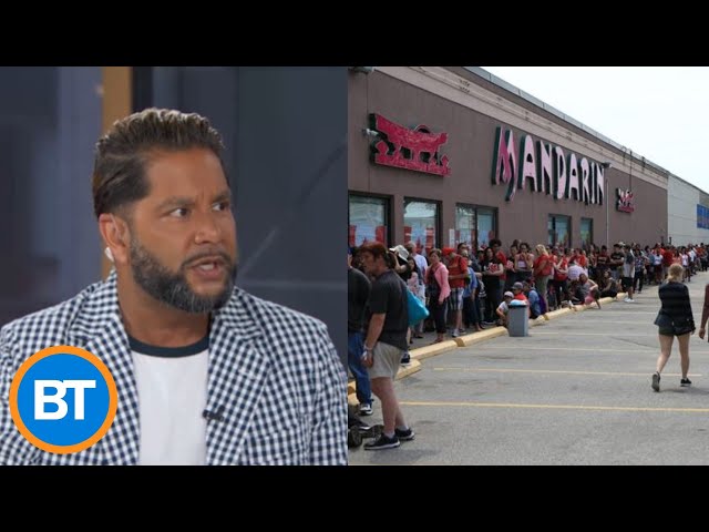 ⁣Thousands lined up for a free Mandarin buffet meal on Canada Day in Ontario