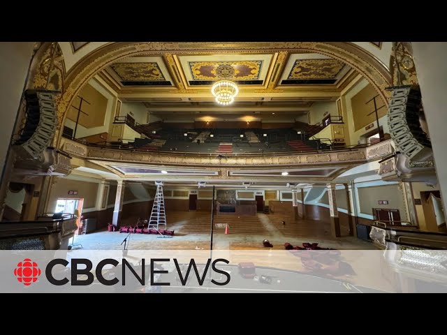 ⁣Renovating a century-old theatre to make it wheelchair friendly