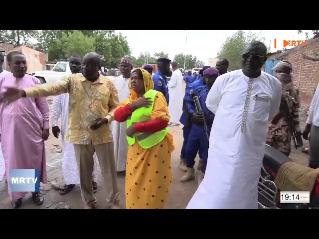 ⁣SOCIÉTÉ - Visite de la Mairie de N'Djamena dans un quartier inondé