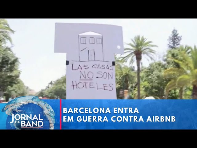 ⁣Barcelona diz 'adiós' para o Airbnb | Jornal da Band