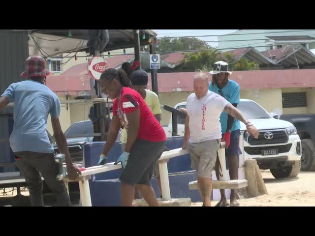 ⁣South coast businesses begin clean up efforts