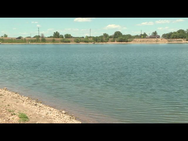 ⁣Investigators search for clues as to why 2 found dead at the bottom of a Weld County pond