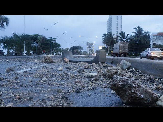 ⁣#PrimeraEmisión| Beryl golpearía al mediodía isla Jamaica; RD bajo aviso tormenta