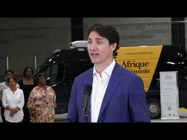 ⁣Trudeau sidesteps questions about meeting with Liberal MPs | Liberal leadership