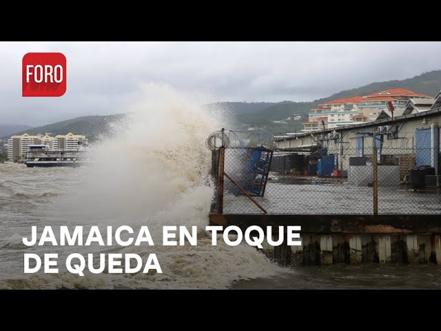 ⁣Jamaica declara estado de emergencia y toque de queda por huracán Beryl - Las Noticias