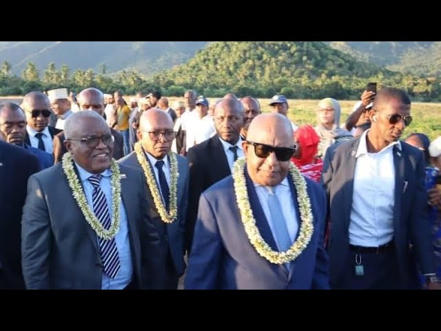 ⁣Arrivée d’ Azali et son nouveau gouvernement à Anjouan.| Al Comorya