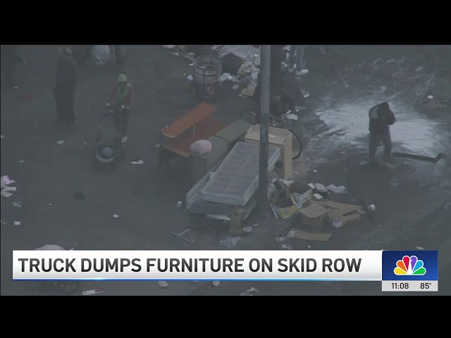 ⁣Video shows box truck full of furniture and other items unloaded on Skid Row