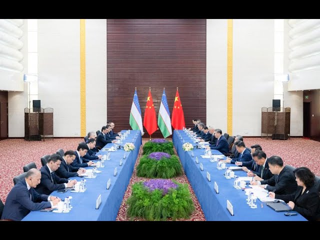 ⁣الرئيس الصيني يلتقي الرئيس الأوزبكي: وضع مصير البلاد ورفاهية الشعب في الاعتبار
