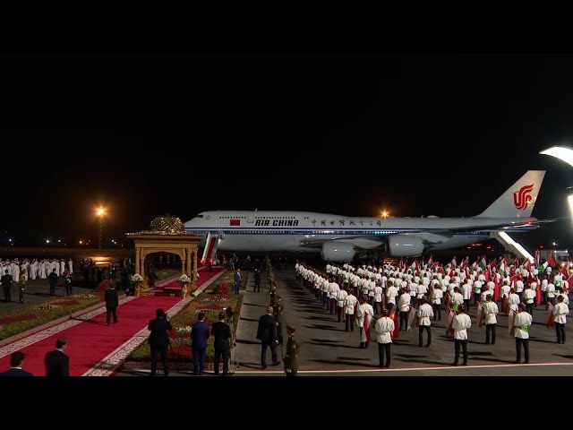 ⁣Chinese President Xi Jinping receives warm welcome in Dushanbe, Tajikistan