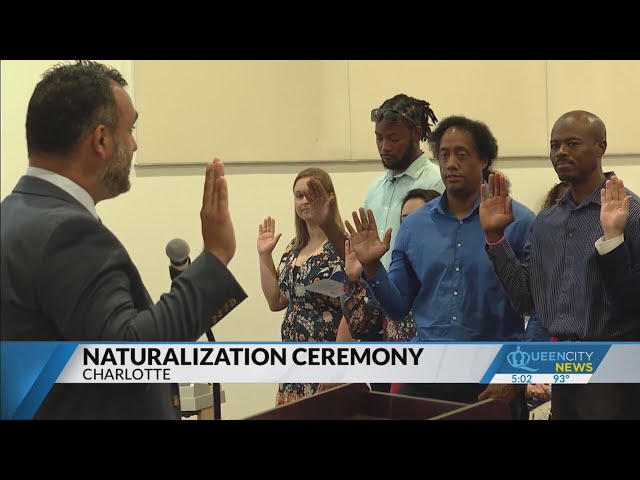 ⁣17 people become US citizens in Charlotte