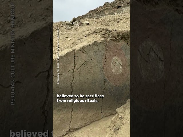 ⁣Experts discover 4,000-year-old temple buried under sand in Peru #Shorts