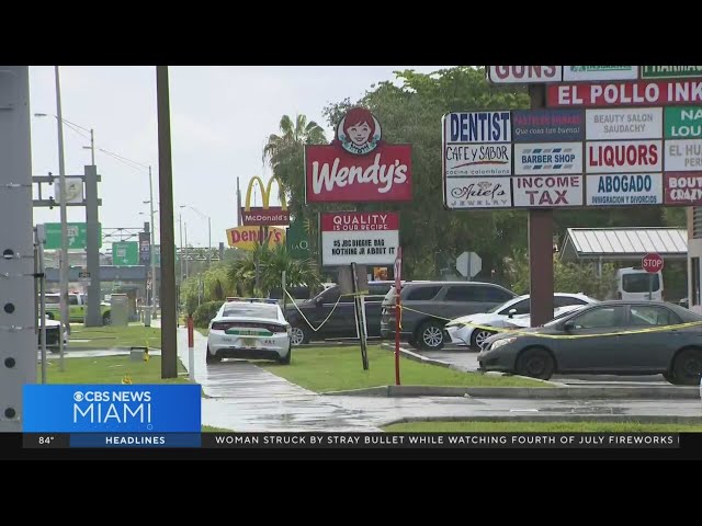 ⁣3 shot, 1 killed in shooting at Miami-Dade shopping center near Doral