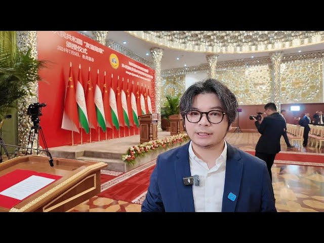 ⁣On-site in Dushanbe: Xi awards Tajik President Rahmon China's friendship medal
