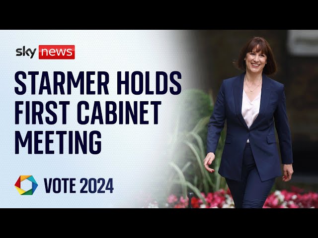 ⁣Watch Downing Street live: Ministers arrive ahead of Sir Keir Starmer's first cabinet meeting