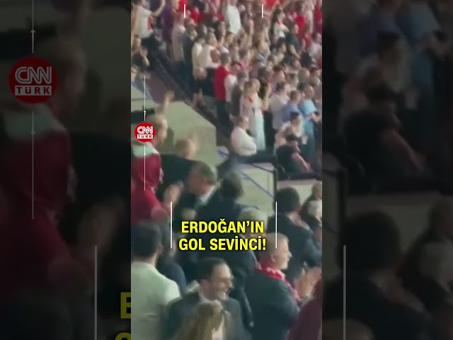 ⁣Cumhurbaşkanı Erdoğan'ın Gol Sevinci! İlk Yarıda Türkiye 1-0 Önde!