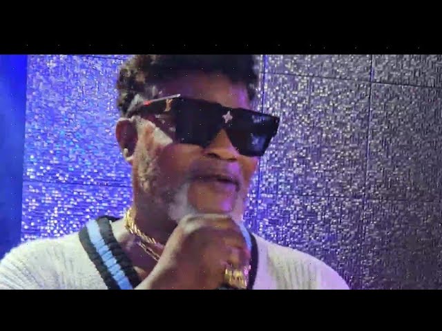 koffi Olomide #Dikwiz avec son Quartier Latin