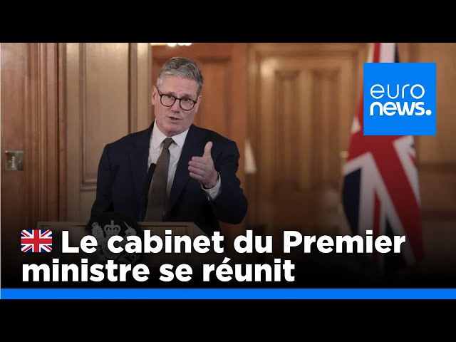 Le Premier ministre britannique réunit son cabinet à Londres | euronews 