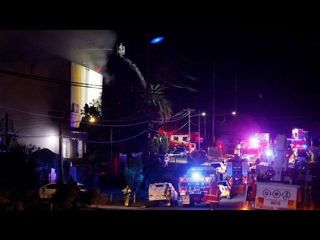 Fire tears through storage facility in south Sydney