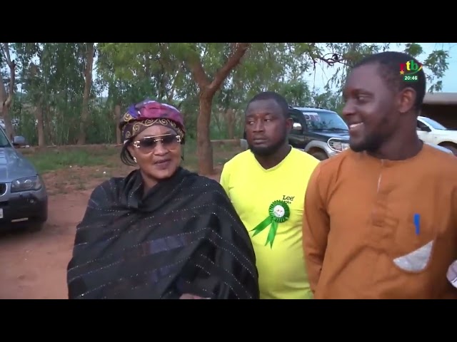 ⁣Un jeune Burkinabè parcourt le trajet Ouagadougou- Niamey à vélo