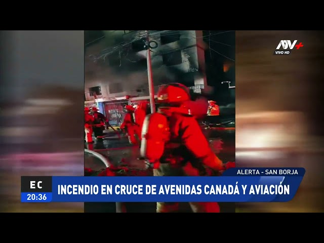 Incendio de gran proporción se registra en una vivienda cerca del cruce de Aviación y Canadá