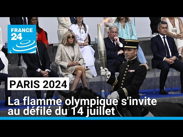 Paris 2024 : la flamme olympique s'invite aux festivités du 14 juillet dans la capitale