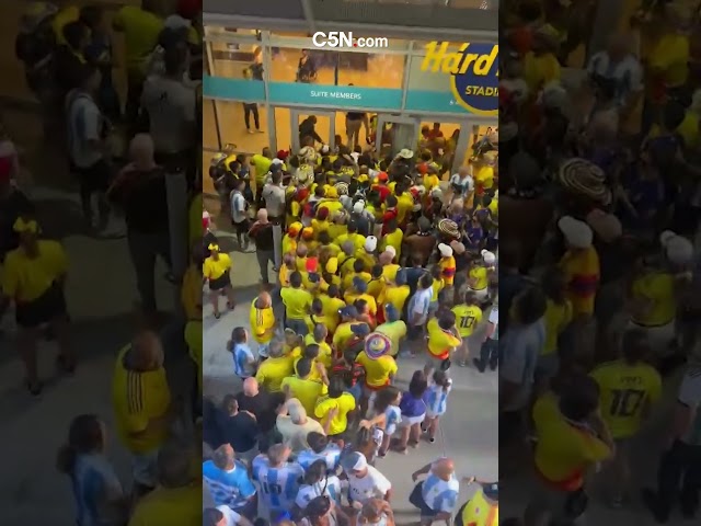 ⁣Se DEMORÓ la FINAL de la COPA AMÉRICA por INCIDENTES en el INGRESO al ESTADIO