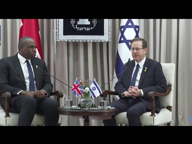 Le chef de la diplomatie britannique en visite en Israël