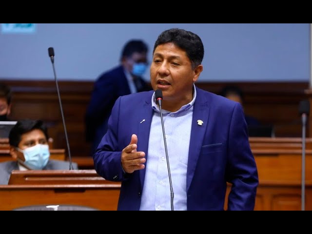 Acción Popular expulsa de sus filas al congresista Raúl Doroteo