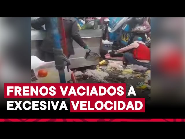 Accidente en Los Olivos: camioneta choca contra mototaxis y puestos de comida, dejando 10 heridos