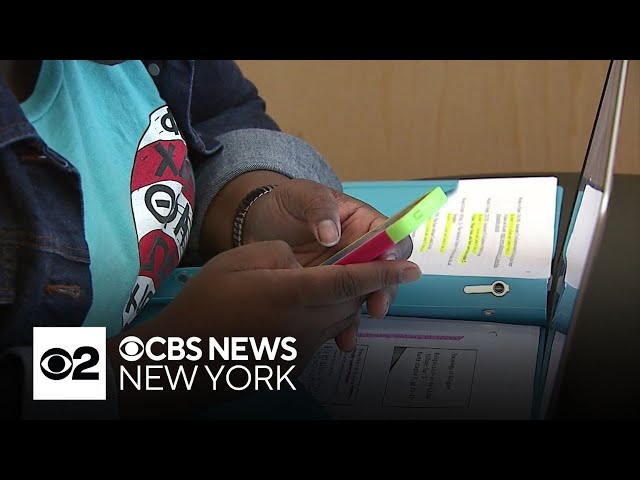 ⁣NYC schools' ban on cell phones reportedly could return in February