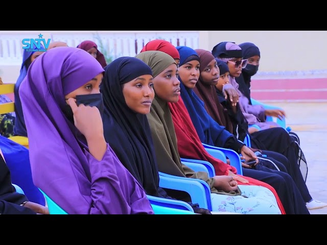 ⁣Wasiirka Waxbarashada Galmudug oo xarigga ka jaray iskool wax lagu bari doono agoonta.