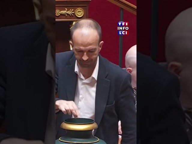 Des députés LFI ont refusé de serrer la main du député RN-assesseur Flavien Termet