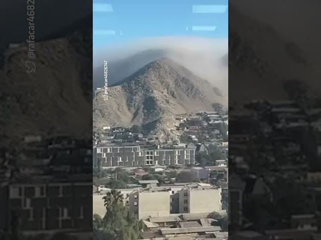 Captan impresionante "avalancha" de camanchaca en Copiapó