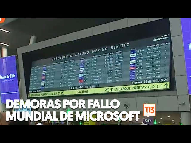 ⁣Así está el Aeropuerto de Santiago tras falla mundial de Microsoft que afectó a sistemas